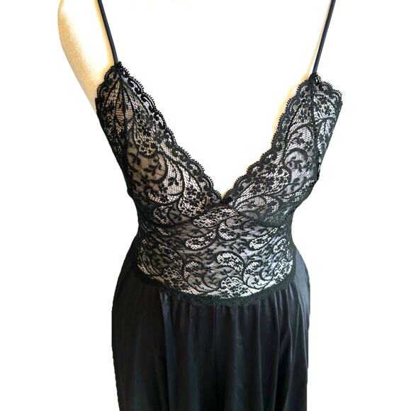 VTG 70s Nightgown Black Lace Bodice Long Maxi Glam Whimsygoth Romantic Flowy USA - Picture 9 of 16
